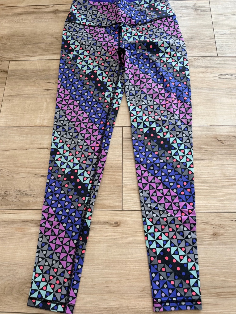 VSX Victoria's Secret Sport Knockout Tight Leggings Purple Dots Women's Small